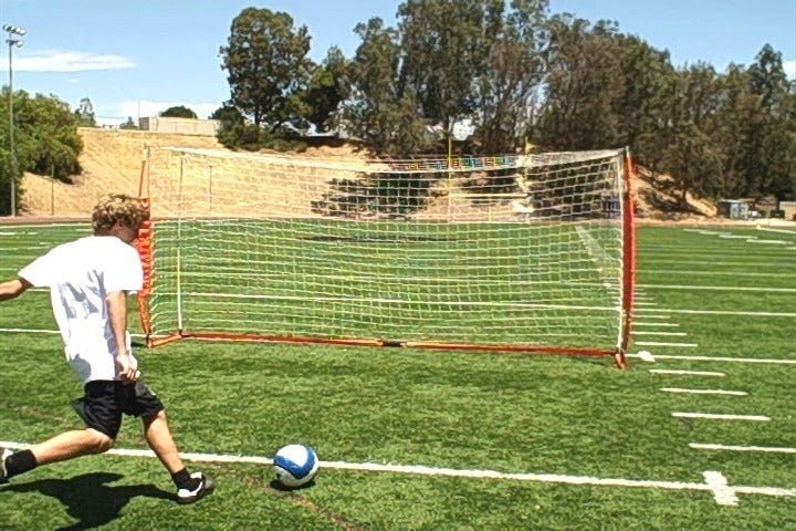 Bownet 7' x 14' Soccer Goal - Image 3