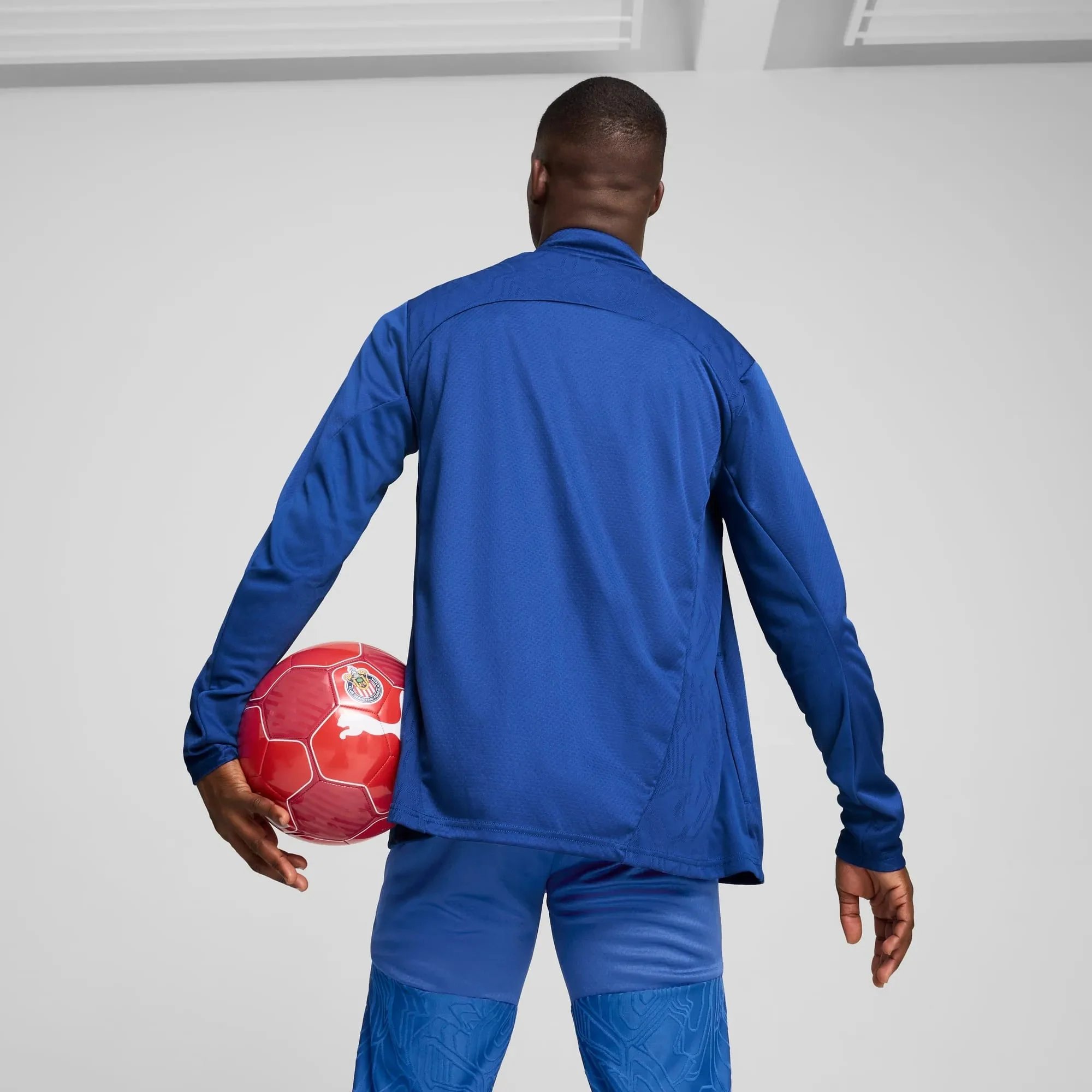 Puma 2024-25 Chivas Men's Training Jacket - Image 4